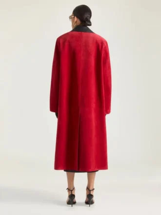 Abrigo tipo «car coat» de ante con cuello de piel