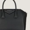 Antigona Bag pequeño de piel granulada Antigona Bag pequeño de piel granulada