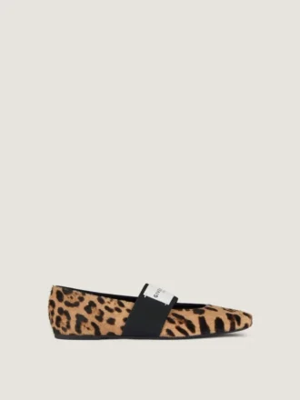 Bailarinas de corte cuadrado en piel de potro con estampado de leopardo