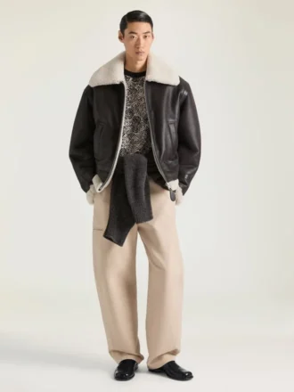 Blouson aviador de cuero y borreguillo con costuras de alta costura