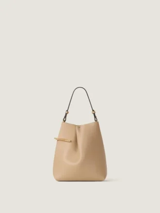 Bolsita Pinch Me de piel napa