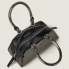 Bolso mini Antigona East-West en piel con efecto espejo Bolso mini Antigona East-West en piel con efecto espejo