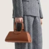 Bolso pequeño Antigona de estilo East-West en piel de becerro