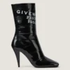 Botines de piel con cinta de Givenchy y corte cuadrado Botines de piel con cinta de Givenchy y corte cuadrado