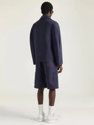 Chaqueta con costuras de alta costura en denim bordado con «Givenchy Paris»