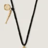 Collar Lucky Charms de seda y metal