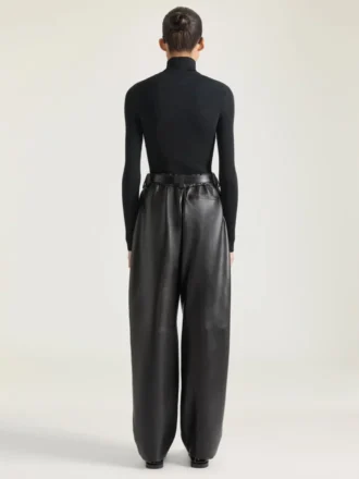 Cuerpo en punto elástico fino con el sello de Givenchy