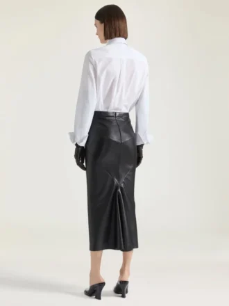 Falda midi con detalle «kickback» en piel napa