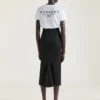 Falda midi con vuelo en crepé cady