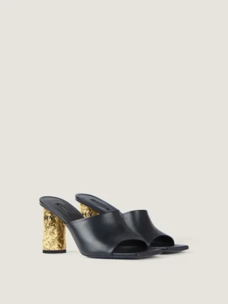Mules con tacón y cinta de cuero
