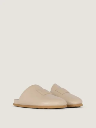 Mules planas de la línea Label en piel napa