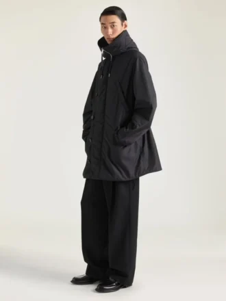 Parka con costuras de alta costura