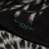 Pañuelo de jacquard de lana con estampado animal Pañuelo de jacquard de lana con estampado animal