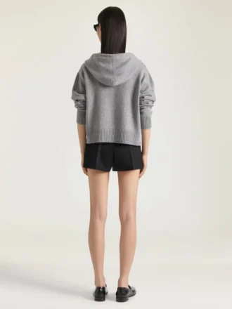 Sudadera con capucha y cremallera en lana y cachemira Sudadera con capucha y cremallera en lana y cachemira