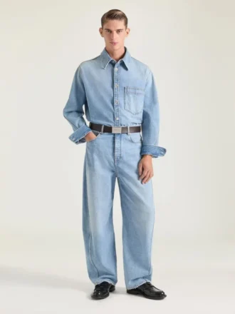 Camisa oversize con costuras de alta costura en denim azul claro