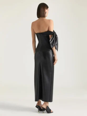 Vestido bustier largo de piel napa con lazo