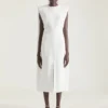 Vestido de crepé cady con capa