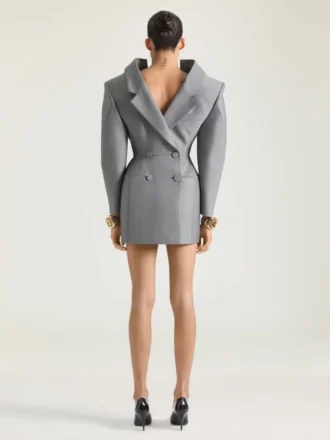 Vestido entallado con efecto «del revés» en lana