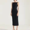 Vestido midi con cortes en crepé cady Vestido midi con cortes en crepé cady