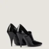 Zapatos de salón con cinta de Givenchy y corte cuadrado en charol Zapatos de salón con cinta de Givenchy y corte cuadrado en charol
