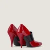 Zapatos de salón con cinta de Givenchy y corte cuadrado en charol Zapatos de salón con cinta de Givenchy y corte cuadrado en charol