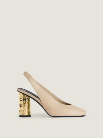 Zapatos de tiras en cuero